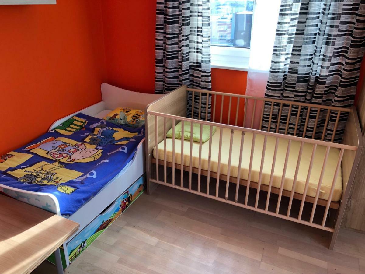 Kmheim, Cozy 103M2 Apartment, With 3 Bedroom And Covered Free Parking Place, Close To City Center Graz Bagian luar foto