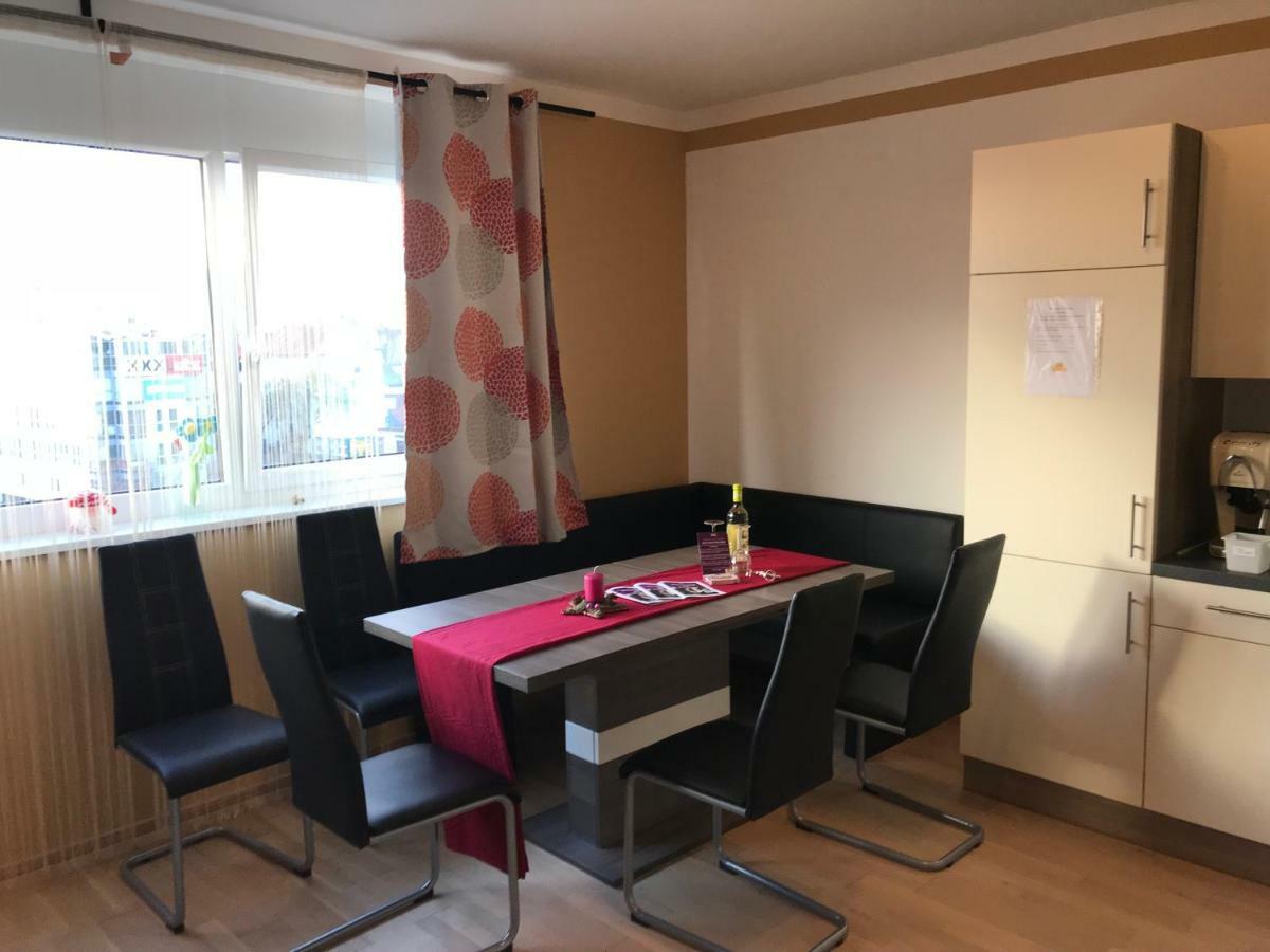 Kmheim, Cozy 103M2 Apartment, With 3 Bedroom And Covered Free Parking Place, Close To City Center Graz Bagian luar foto